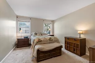 16 Taft Ave, Bethpage, NY 11714 - Photo 27