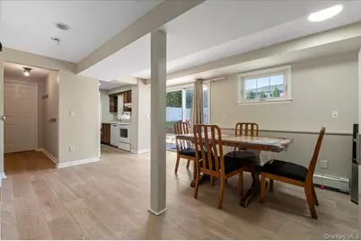 16 Taft Avenue, Bethpage, NY 11714 - Photo 23