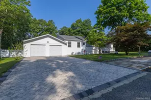 276 Parkway Dr, Calverton, NY 11933 - Photo 5
