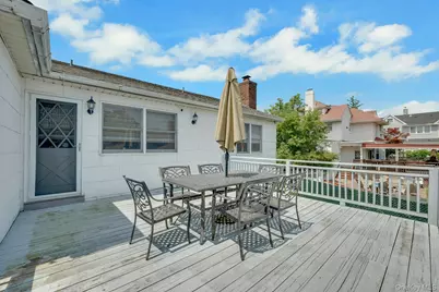 100 Neptune Avenue, New Rochelle, NY 10805 - Photo 21