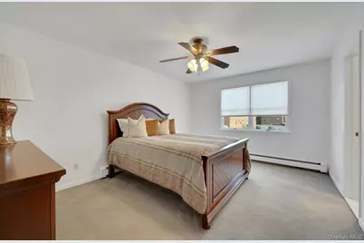 100 Neptune Avenue, New Rochelle, NY 10805 - Photo 9