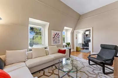 2 Alden Place #4D, Bronxville, NY 10708 - Photo 3