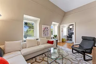 2 Alden Pl, Bronxville, NY 10708 - Photo 3