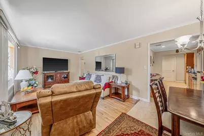 52 Eastlake Avenue, Massapequa Park, NY 11762 - Photo 5