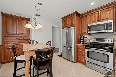 114 Fairfax Avenue, Hawthorne, NY 10532 - Photo 9