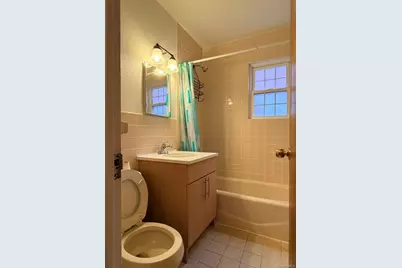 7731 166th Street, Fresh Meadows, NY 11366 - Photo 9