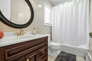 34 Aberdeen Rd, Smithtown, NY 11787 - Photo 15
