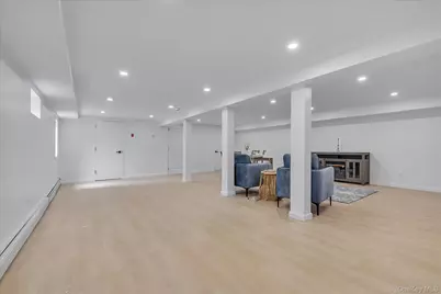 788 Dean Drive, Baldwin, NY 11510 - Photo 15