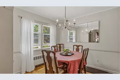 65 Stewart Avenue, Garden City, NY 11530 - Photo 13