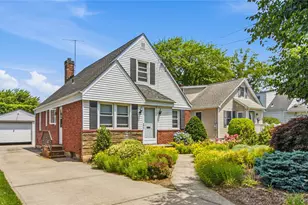 65 Stewart Ave, Garden City, NY 11530 - Photo 3