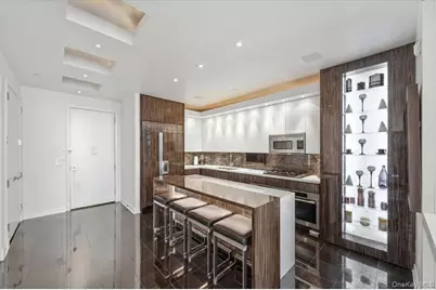 230 W 56th Street #PHB, New York (Manhattan), NY 10019 - Photo 17