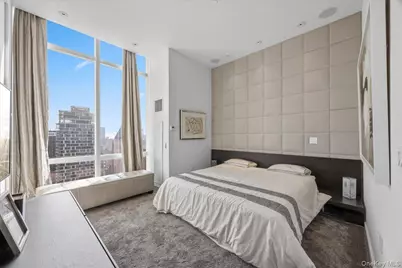 230 W 56th Street #PHB, New York (Manhattan), NY 10019 - Photo 19