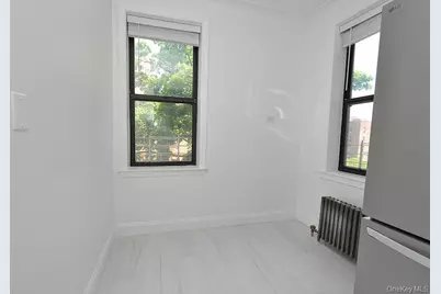1 Broad Parkway #5R, White Plains, NY 10601 - Photo 17