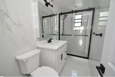 1 Broad Parkway #5R, White Plains, NY 10601 - Photo 23