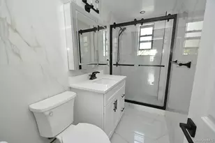 1 Broad Pkwy, White Plains, NY 10601 - Photo 23