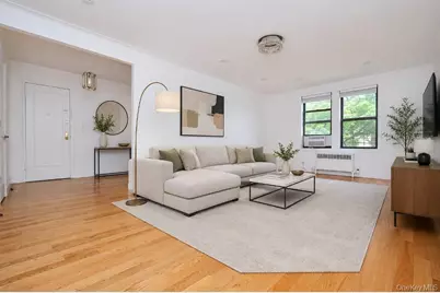 1 Broad Parkway #5R, White Plains, NY 10601 - Photo 1