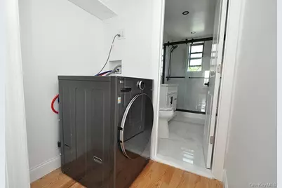 1 Broad Parkway #5R, White Plains, NY 10601 - Photo 27