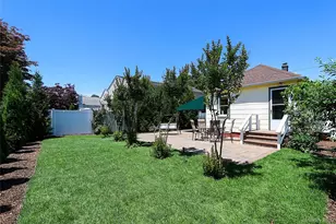 110 Franklin Ave, East Northport, NY 11731 - Photo 19