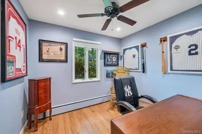 1 Pioneer Boulevard, Huntington Station, NY 11746 - Photo 27