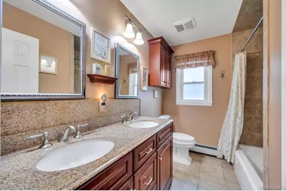 1 Pioneer Boulevard, Huntington Station, NY 11746 - Photo 23