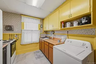 361 Church St, Poughkeepsie, NY 12601 - Photo 9