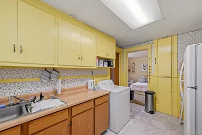 361 Church Street, Poughkeepsie, NY 12601 - Photo 7