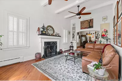 323 E Walnut Street, Long Beach, NY 11561 - Photo 3