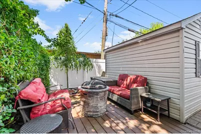 323 E Walnut Street, Long Beach, NY 11561 - Photo 33
