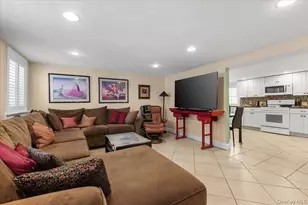 323 E Walnut St, Long Beach, NY 11561 - Photo 25