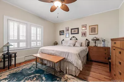 323 E Walnut Street, Long Beach, NY 11561 - Photo 13