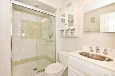 725 Miller Avenue #218, Freeport, NY 11520 - Photo 15