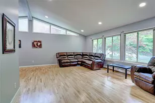 89 Regina Rd, Airmont, NY 10952 - Photo 3
