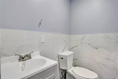 89 Regina Road, Airmont, NY 10952 - Photo 9