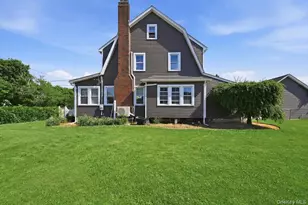 11 Moeller St, Hicksville, NY 11801 - Photo 25