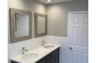97 Coles St, Glen Cove, NY 11542 - Photo 5
