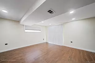 415 Elmwood St, Islip Terrace, NY 11752 - Photo 17