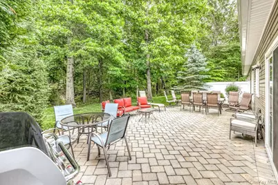 38 Westminster Way, Pomona, NY 10970 - Photo 3