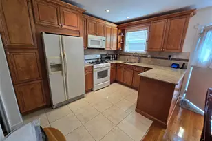 4055 Wickham Ave, Bronx, NY 10466 - Photo 13