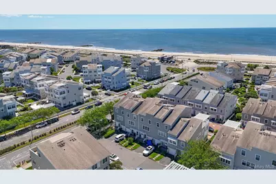 7305 Lighthouse Drive, Arverne, NY 11692 - Photo 5