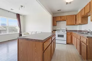 73-05 Lighthouse Dr, Arverne, NY 11692 - Photo 11