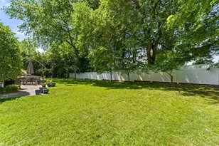 6 Magnetti Cir, Mamaroneck, NY 10543 - Photo 21