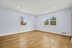 27 Circle Dr, Hempstead, NY 11550 - Photo 11