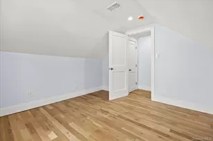 27 Circle Dr, Hempstead, NY 11550 - Photo 27
