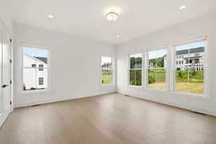 1 Levitow Ct, Dix Hills, NY 11746 - Photo 27