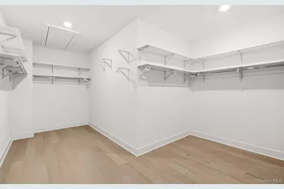 1 Levitow Court, Dix Hills, NY 11746 - Photo 37