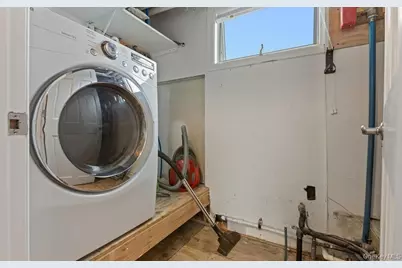 254 Arthur Street, Freeport, NY 11520 - Photo 13