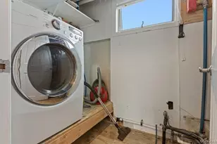 254 Arthur St, Freeport, NY 11520 - Photo 13