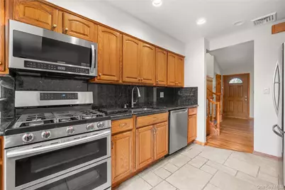 80 N Pine Street, Massapequa, NY 11758 - Photo 5