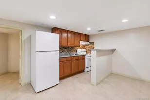 756 E 223rd St, Bronx, NY 10466 - Photo 11