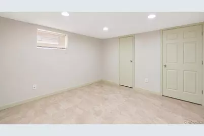 756 E 223rd Street, Bronx, NY 10466 - Photo 9